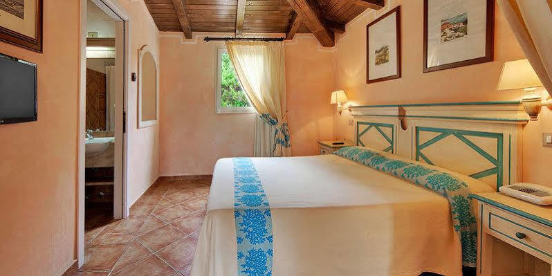 Colonna Resort Country & Sporting Club Porto Cervo Exterior photo